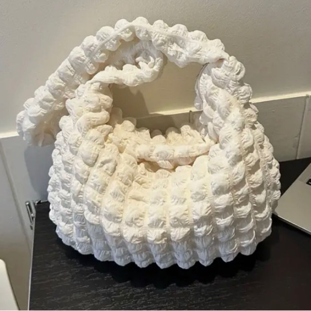 Crossbody bag cloud bag quilted hobo bag